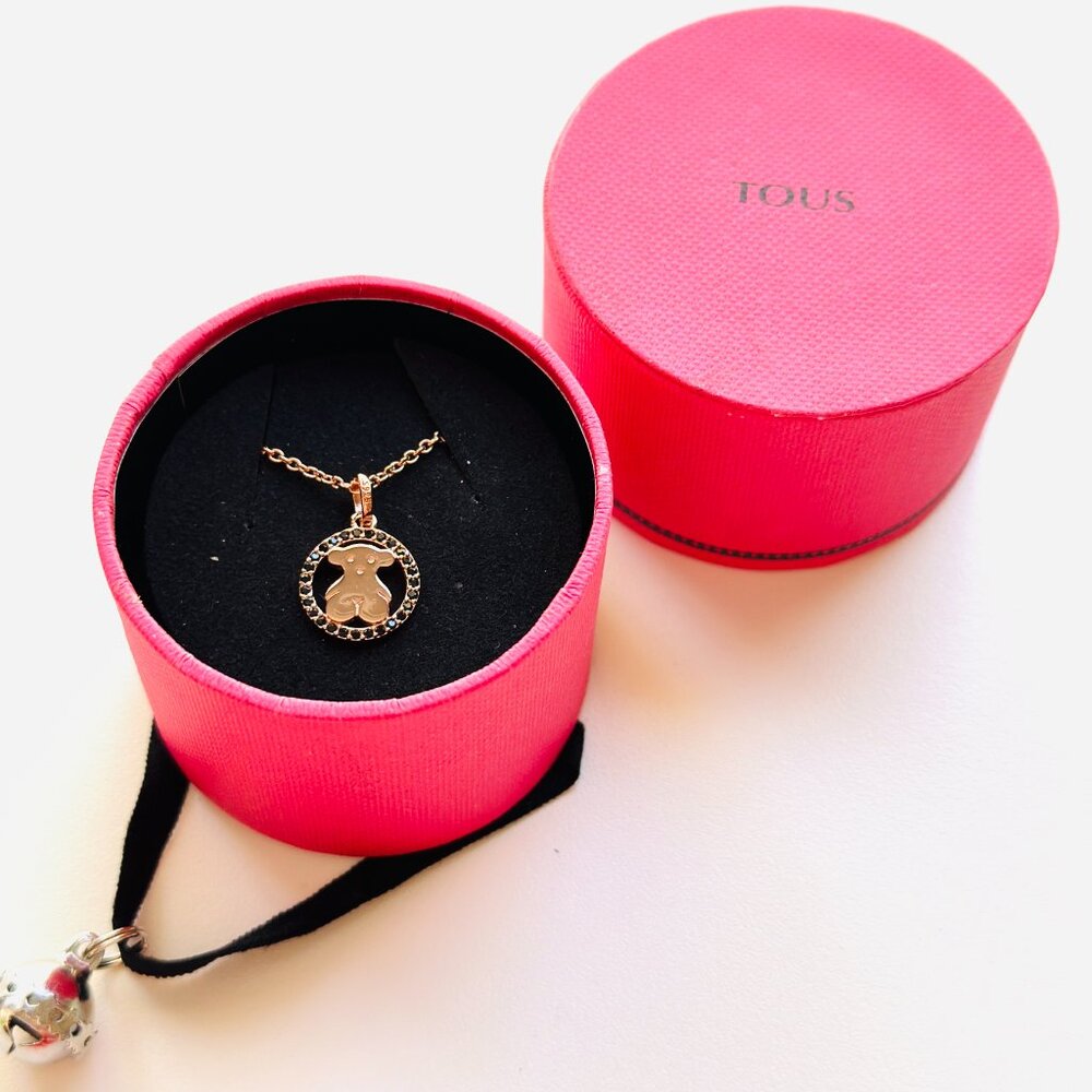 3661 TOUS JEWELRY TOUS BEAR CHAIN AND CHARM PENDANT NECKLACE